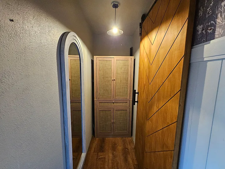 1317 Leisure Ln — Photo 12