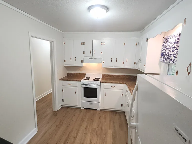 257 McDaniel Rd — Photo 9
