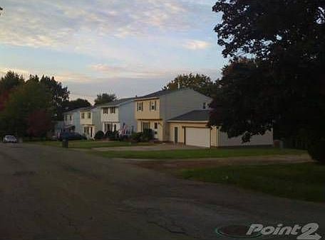 4331 longview houses next door