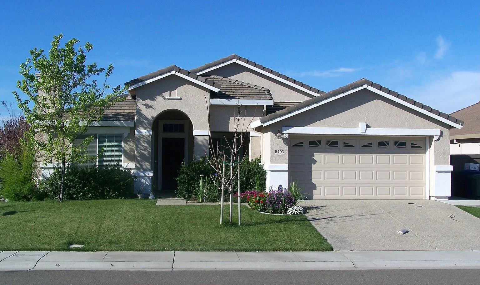 5403 Dasco Way photo 1