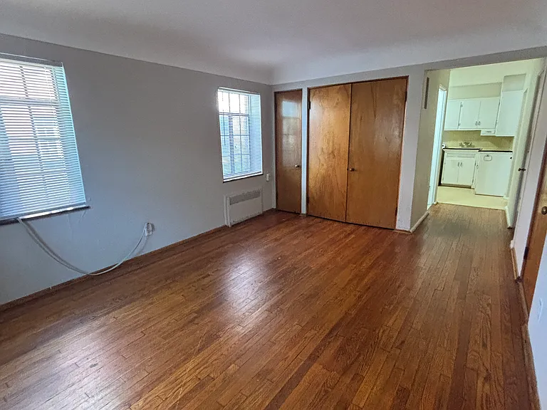 2265 Sherwood Ave #1 — Photo 2