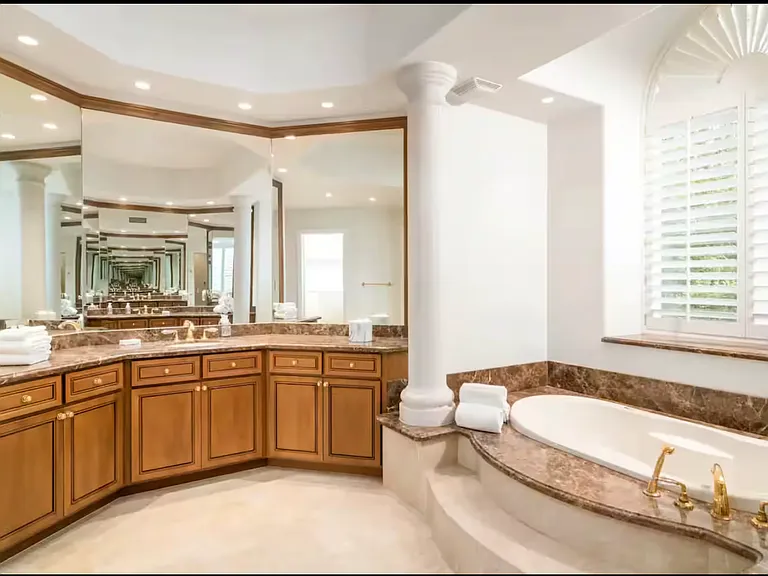 10754 E Laurel Ln — Photo 24
