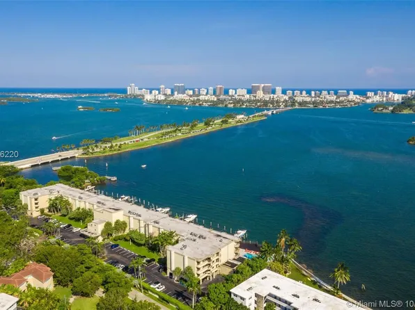 12000 N Bayshore Dr APT 102, North Miami, FL 33181