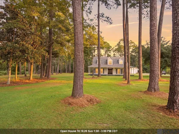 17580 M Guitreau Ln, Livingston, LA 70754