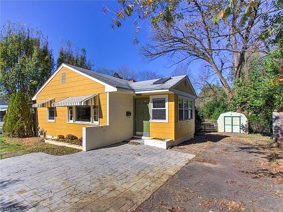 3rd image of 2536 Fernwood Dr