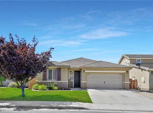 29339 Whitewater Dr, Sun City, CA 92585