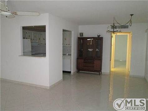 2nd image of 195 Seville Ln #I