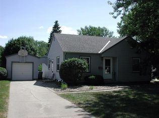 516 W 11th St, Spencer, IA 51301