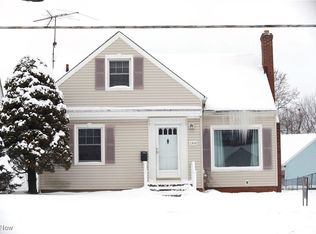 1344 Lander Rd, Mayfield Heights, OH 44124