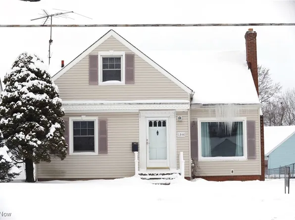 1344 Lander Rd, Mayfield Heights, OH 44124