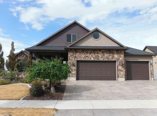5498 W Rustic Hill Rd, Herriman, UT 84096
