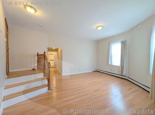 288 Prospect St #2L, Cambridge, MA 02139