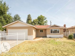 804 W Rialto Ave, Clovis, CA 93612
