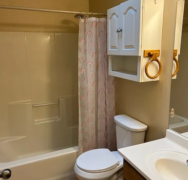 489 N Raynolds Ave — Photo 6