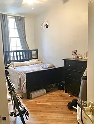 Rented by R New York