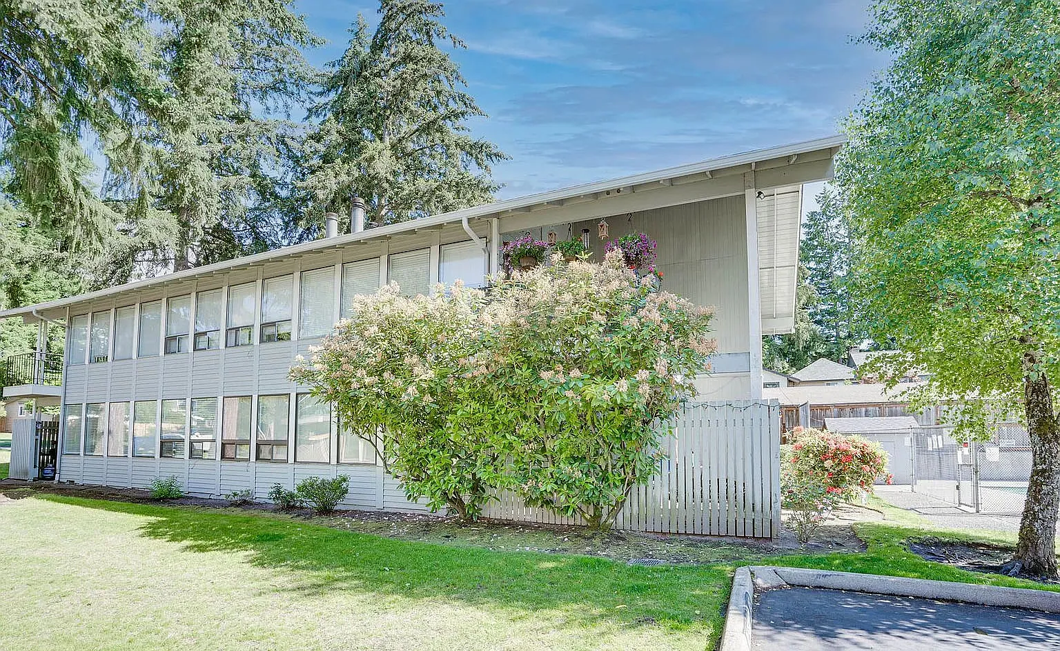 1 bed, 741 sqft, $2,000 — Photo 1