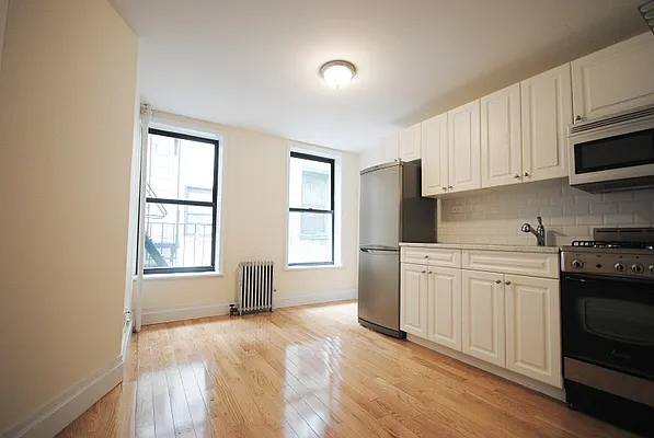 Rented by Bold New York | media 27