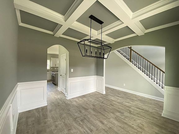 5th image of 225 Stafford Ave Lot 413