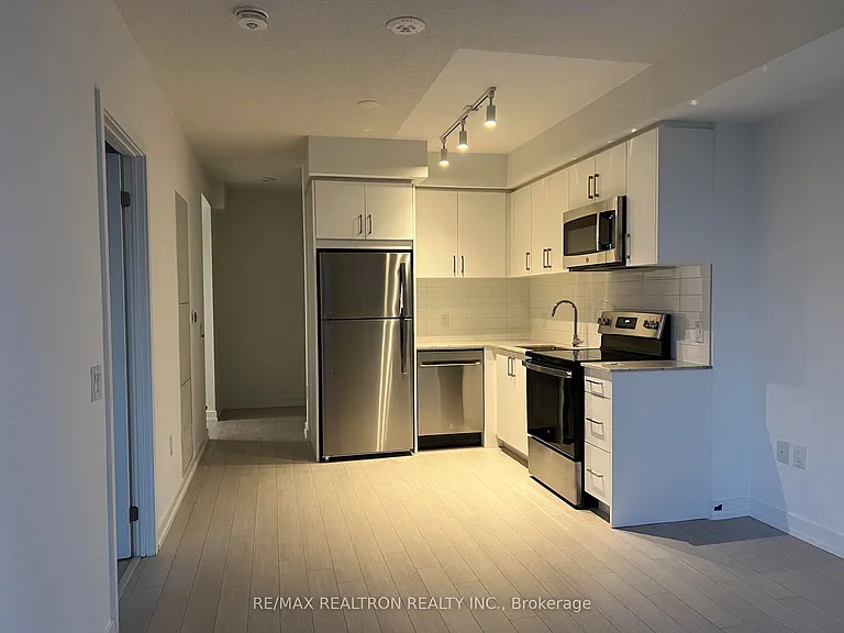 4010 Eglinton Ave W #1012 — Photo 13
