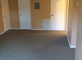 131 College Dr, Edison, NJ 08817