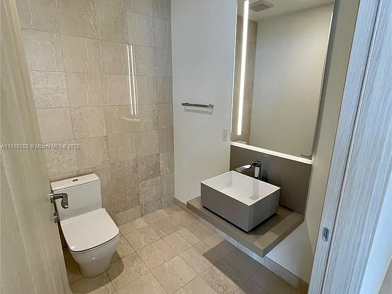 1000 Brickell Plz #Penthouse 5501 — Photo 15