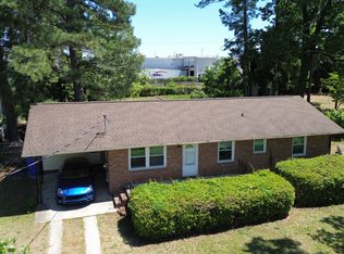 126 Old Gate Rd, Fayetteville, NC 28314