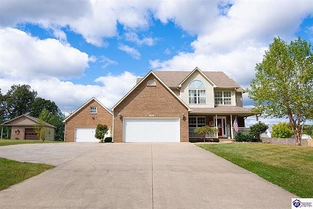 1st image of 740 Pine Valley Dr