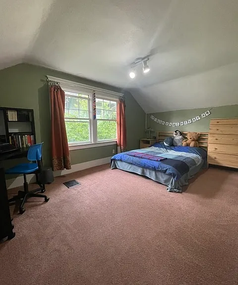 5608 N Commercial Ave — Photo 10