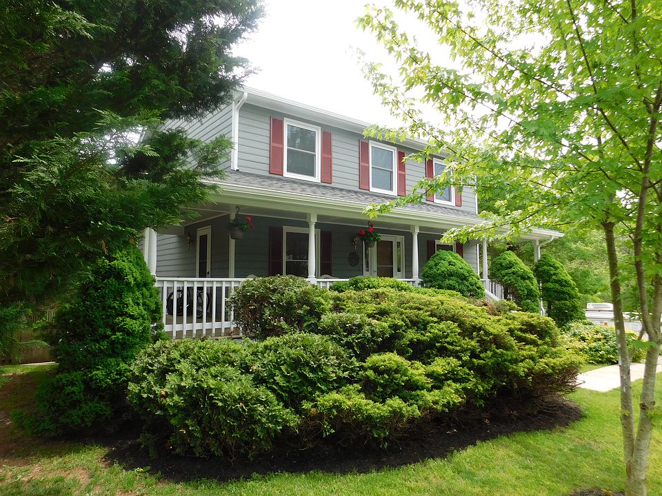 1st image of 119 Woodys Pl