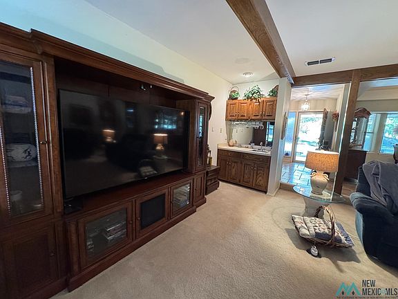 3rd image of 2108 Carolina Way