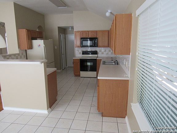 5th image of 1133 Lauran Park Dr