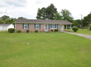 107 Rex Ct, Dudley, NC 28333