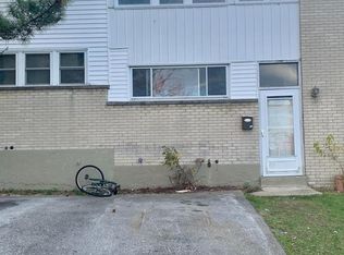 66 Birkshire Rd, New Castle, DE 19720