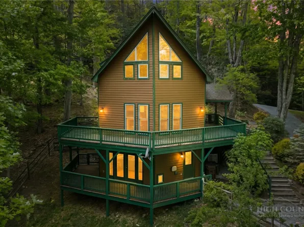 830 W Tweetsie Lane, Banner Elk, NC 28604