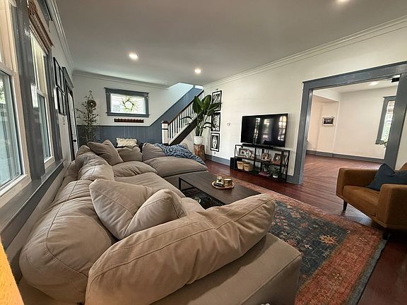 4th image of 1717 Timmonds Ave