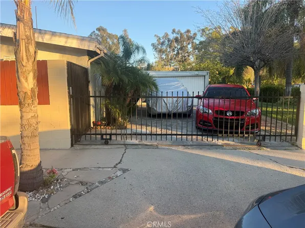 11930 Bromont Ave, Pacoima, CA 91331