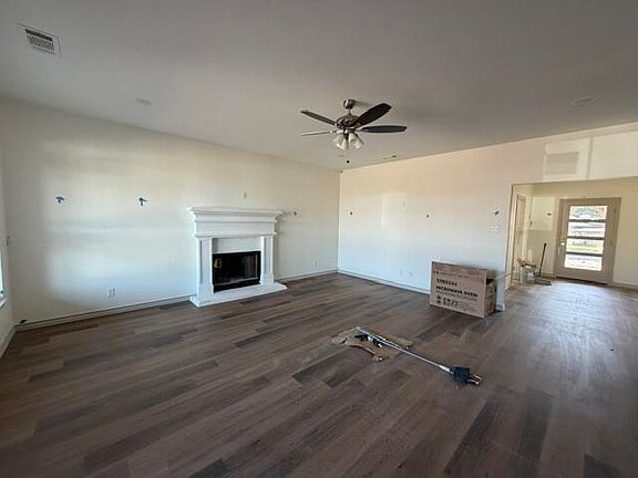 4th image of 1925 S Concho Dr