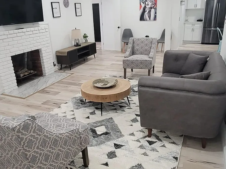6725 Belmar Ave — Photo 61