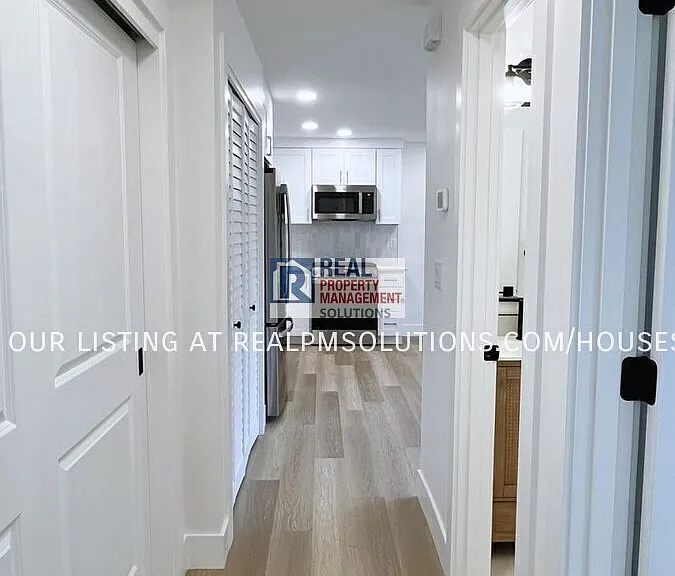 583 NE 113th Ave #B — Photo 9