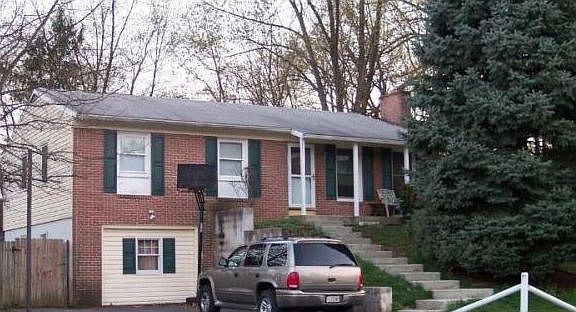 2nd image of 17711 Meadowood Dr