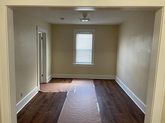 2nd image of 1933 W Galena St #1933