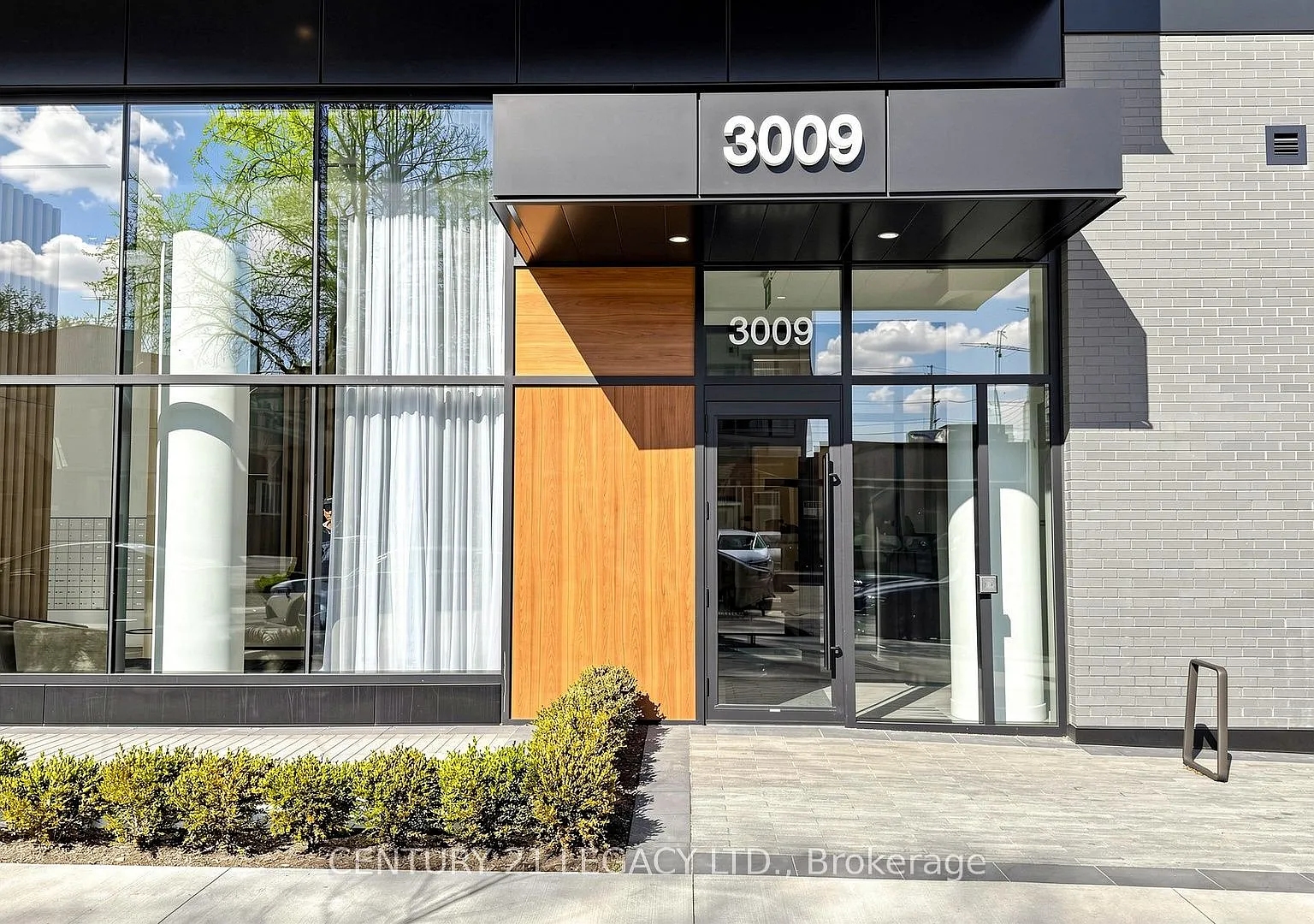 3 bed, $2,600 — Photo 3