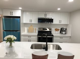 277 E 34th St #BASEMENT, Hamilton, ON L8V3W8