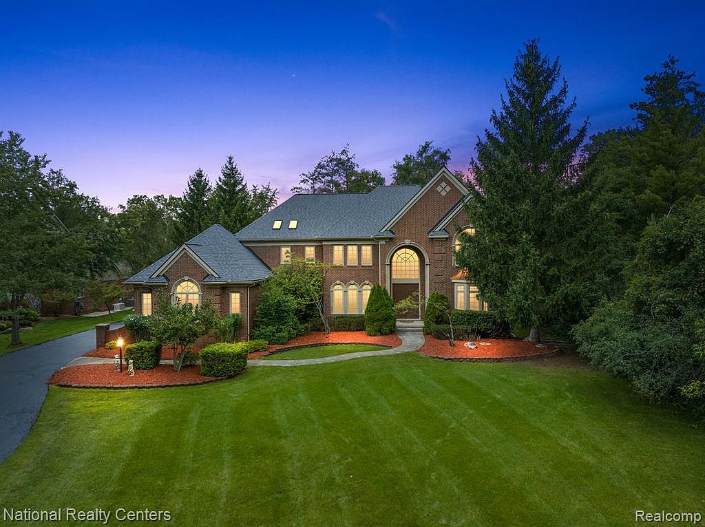 30055 Forest Dr, Franklin, MI 48025 MLS 20230077230 Zillow