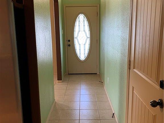 2nd image of 2706 Hector Dr