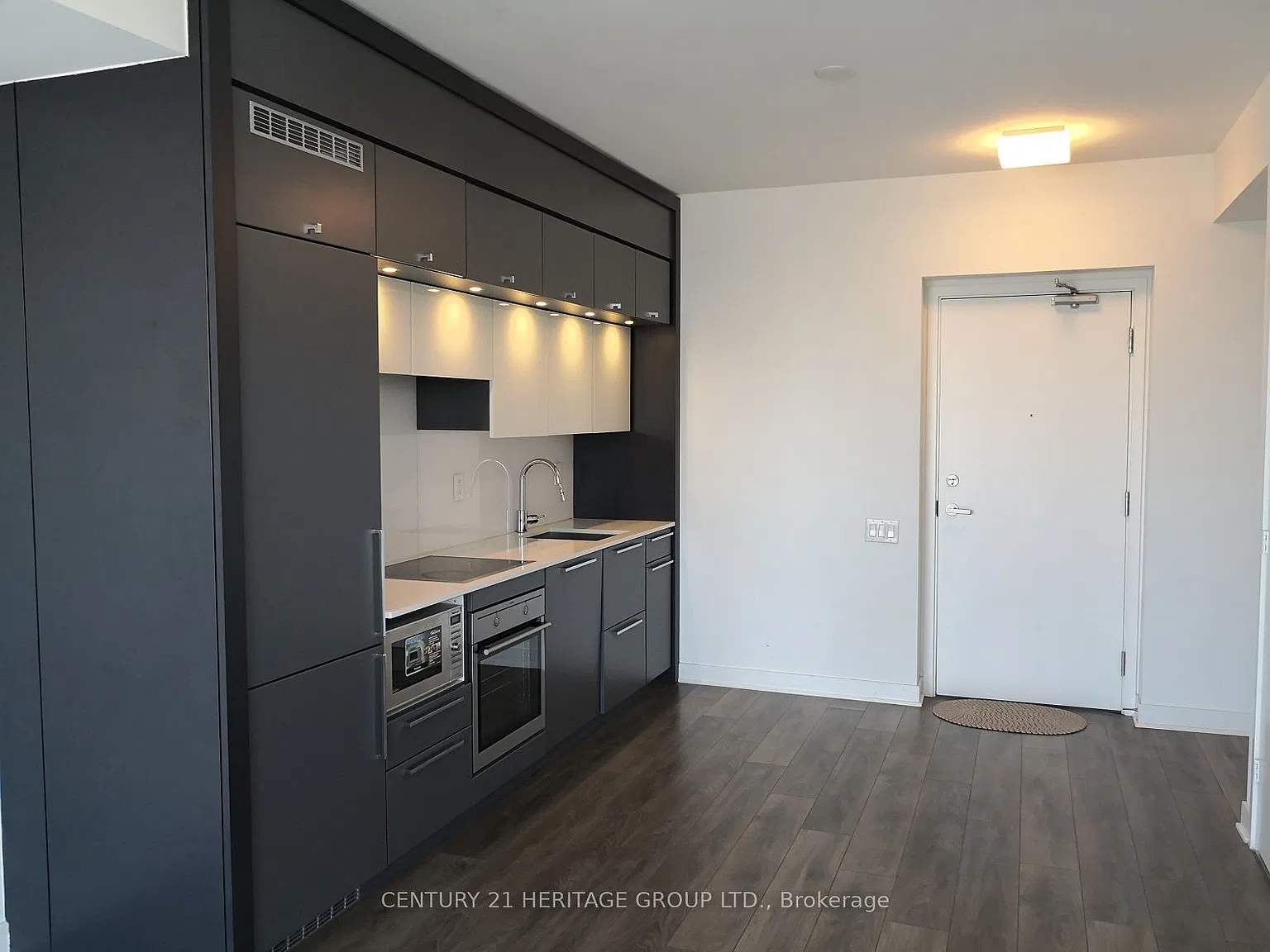 1 bed, $2,550 — Photo 3