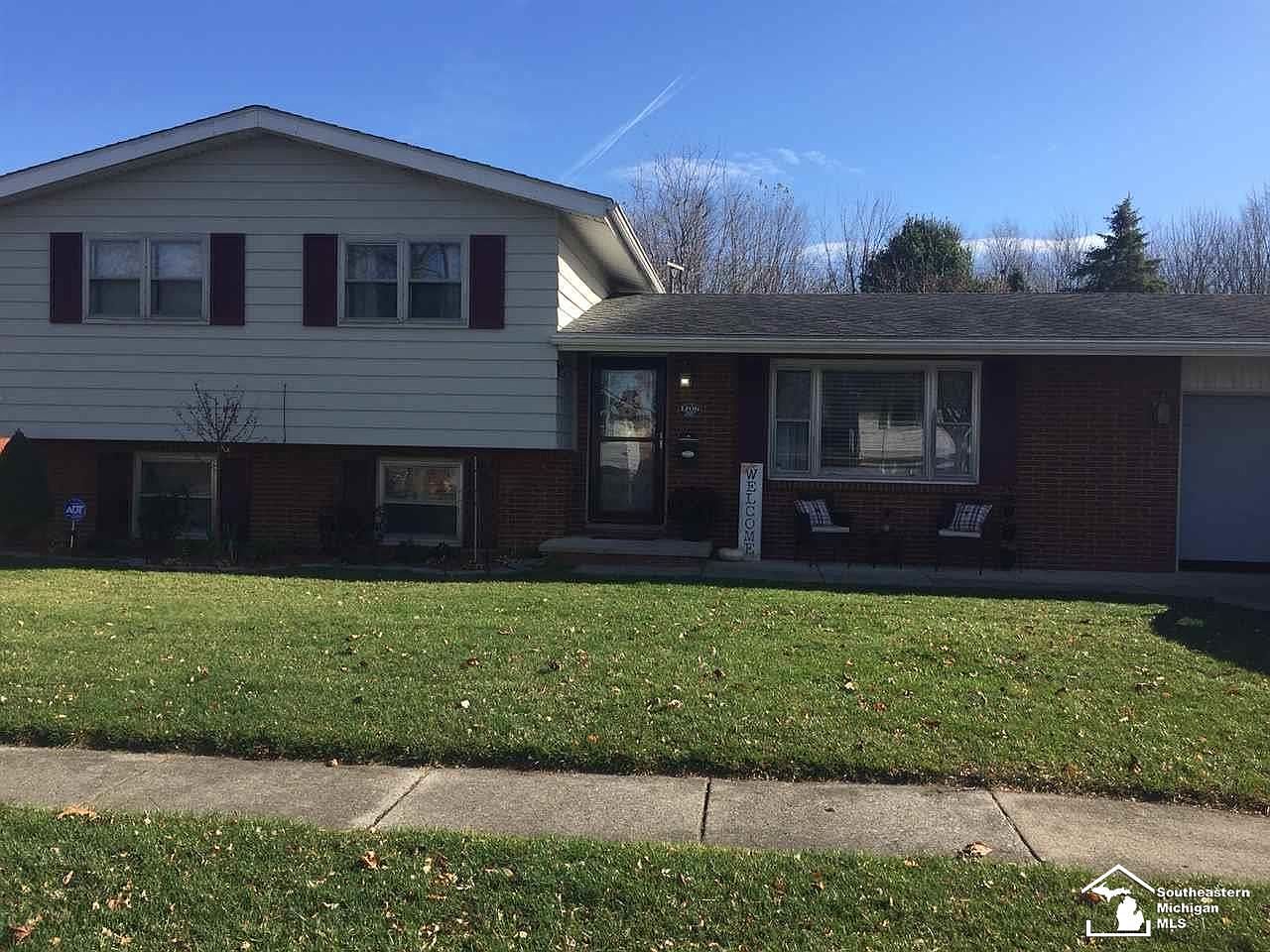 1206 Lavender St, Monroe, MI 48162 Zillow