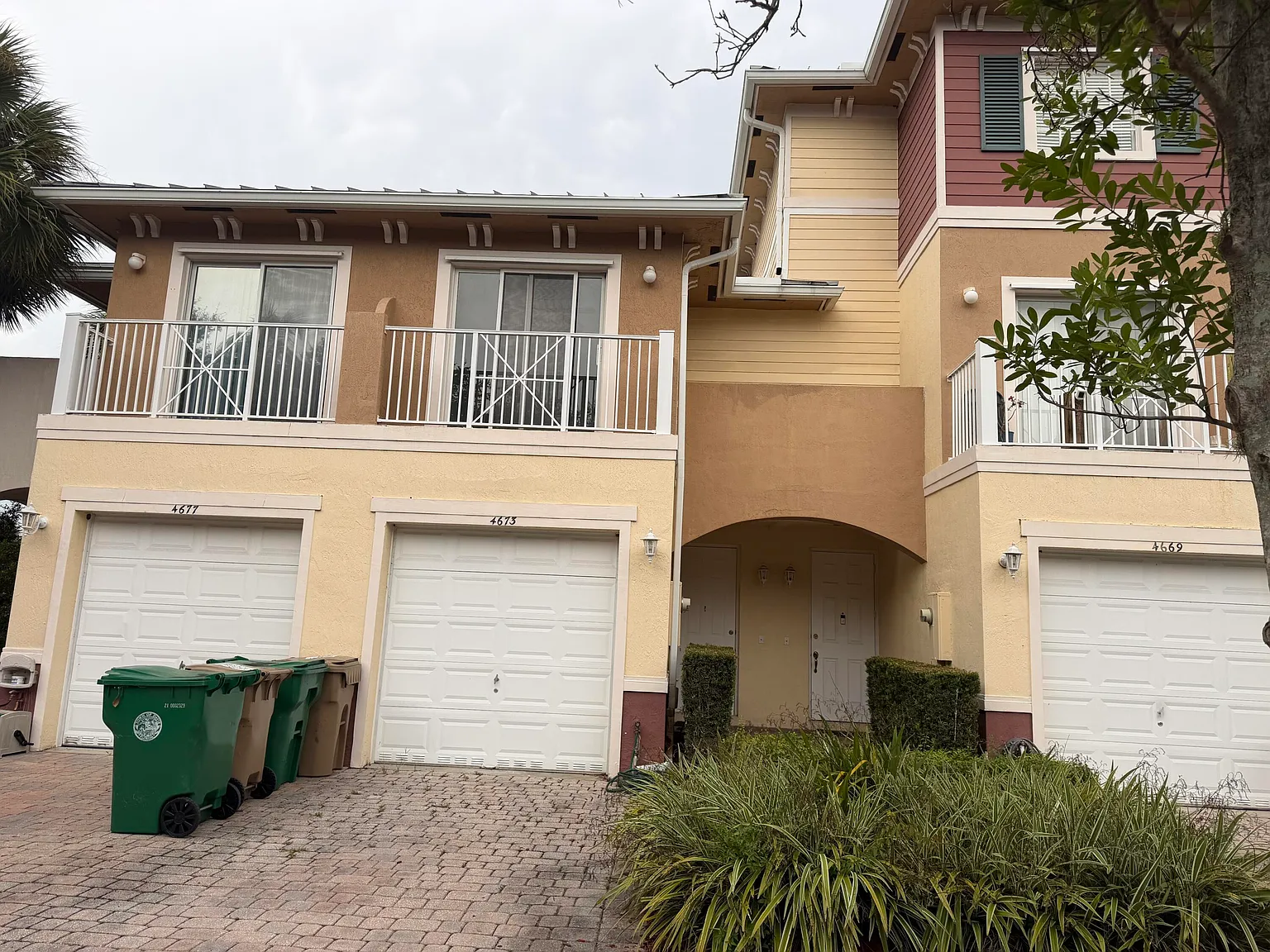 2 bed, 2.5 bath, 1185 sqft, $2,499 — Photo 3
