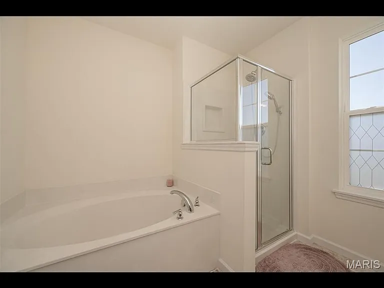 347 Cumberland Ct — Photo 24