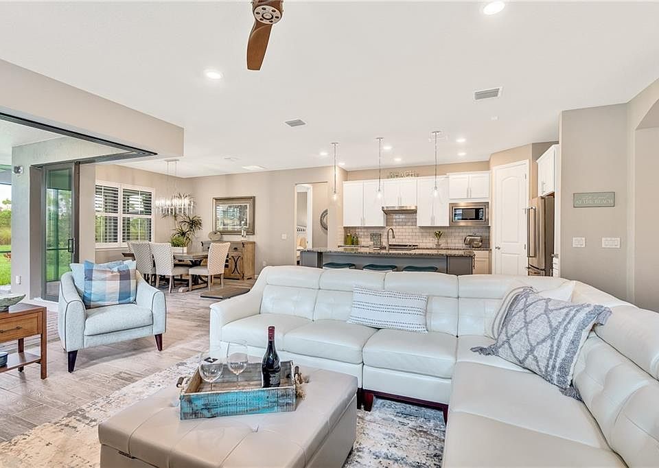 1st image of 5072 Monroe Cir